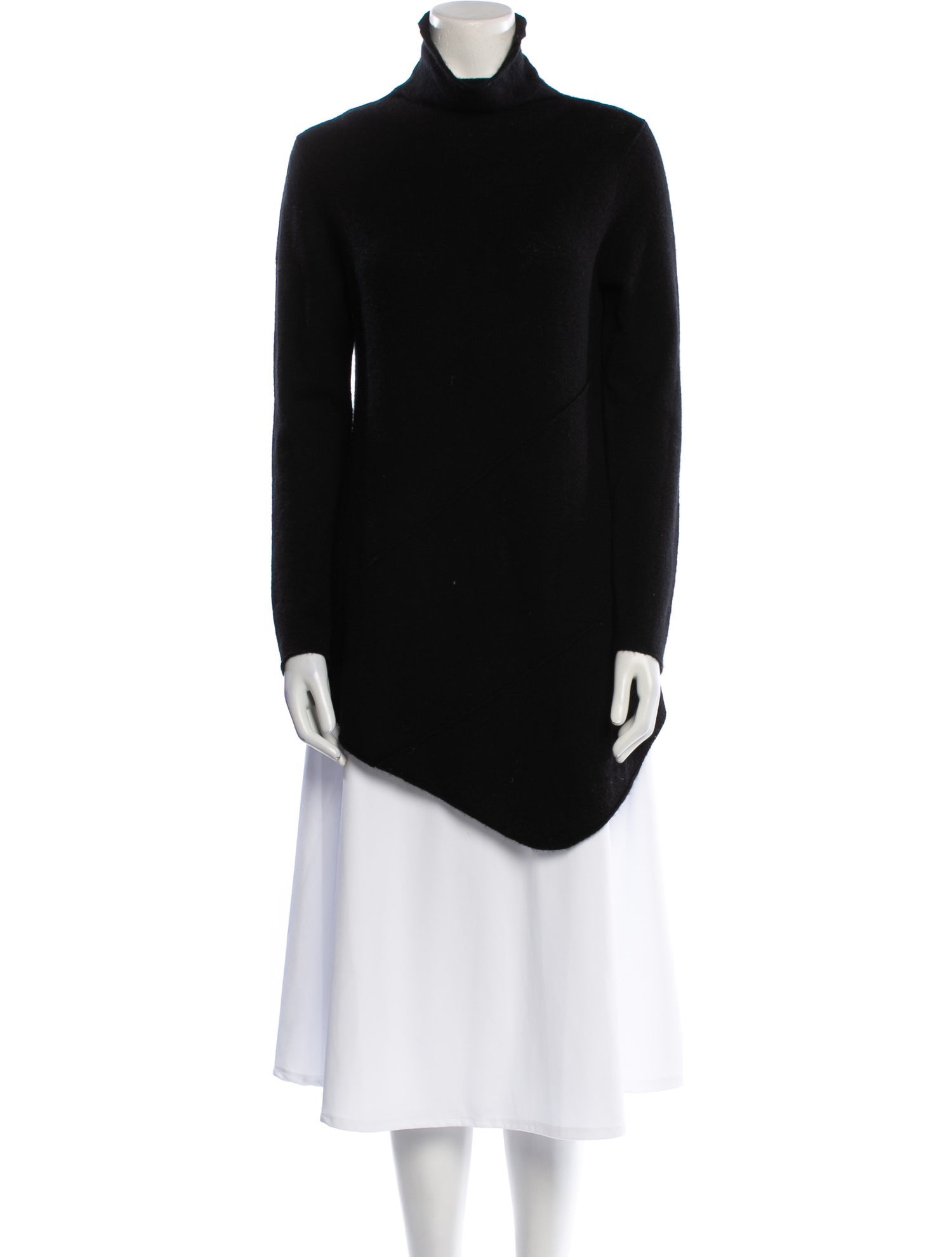 Neiman Marcus Cashmere Turtleneck Sweater