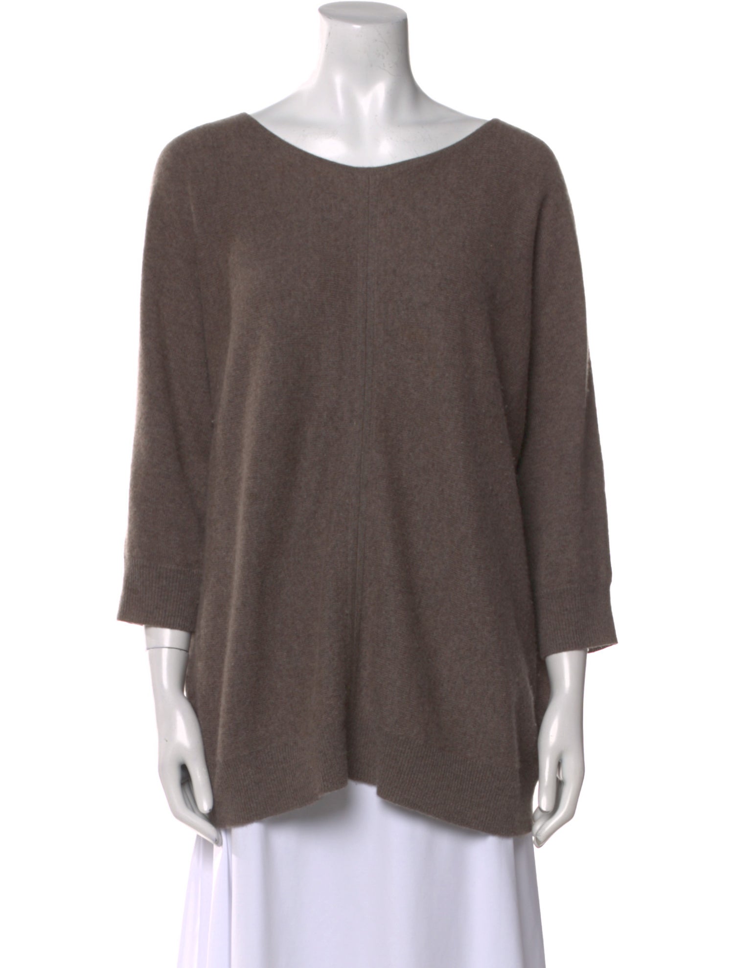 Neiman Marcus Cashmere Scoop Neck Sweater