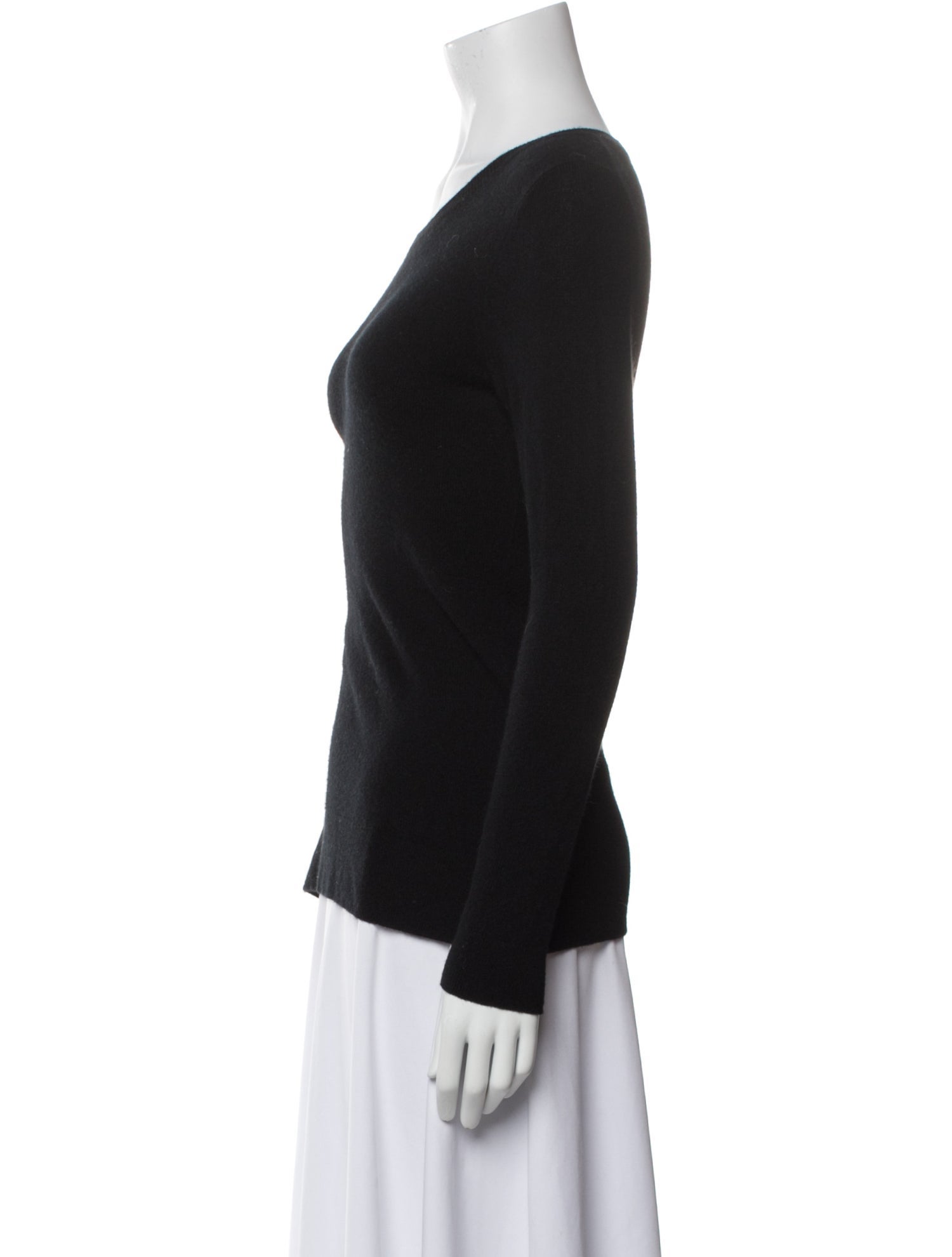 Neiman Marcus Cashmere Scoop Neck Sweater