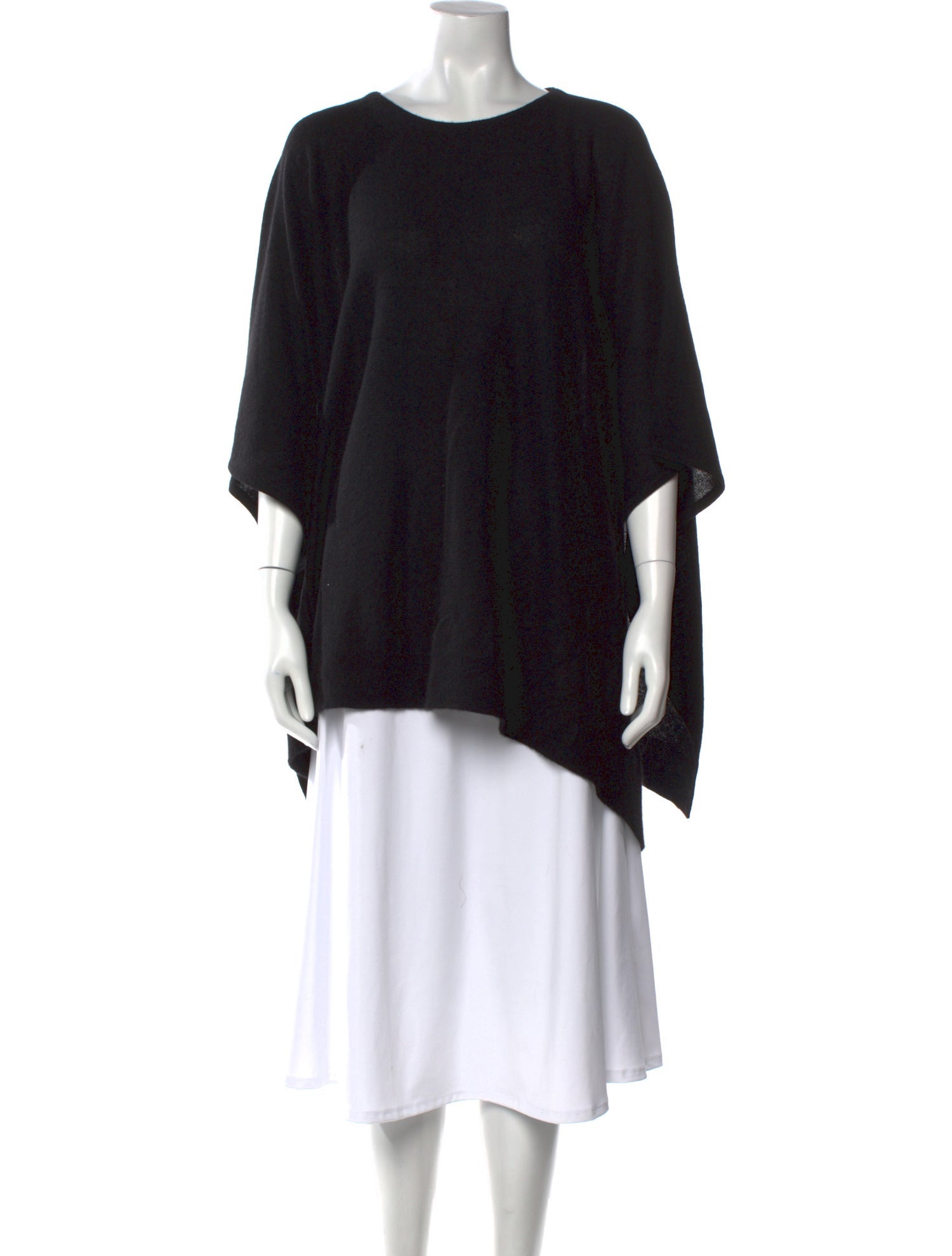 Neiman Marcus Cashmere Scoop Neck Sweater