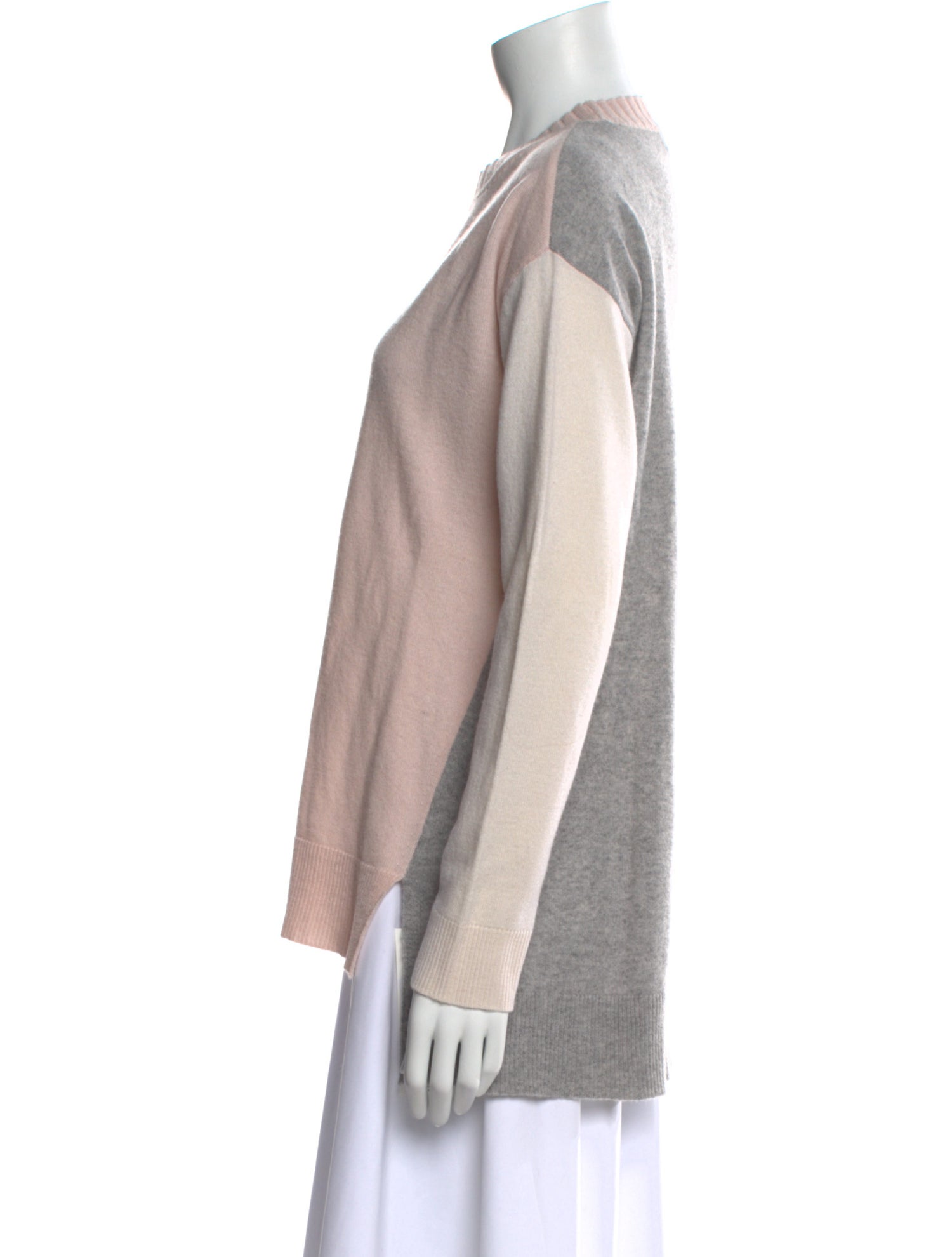 Neiman Marcus Cashmere Crew Neck Sweatshirt