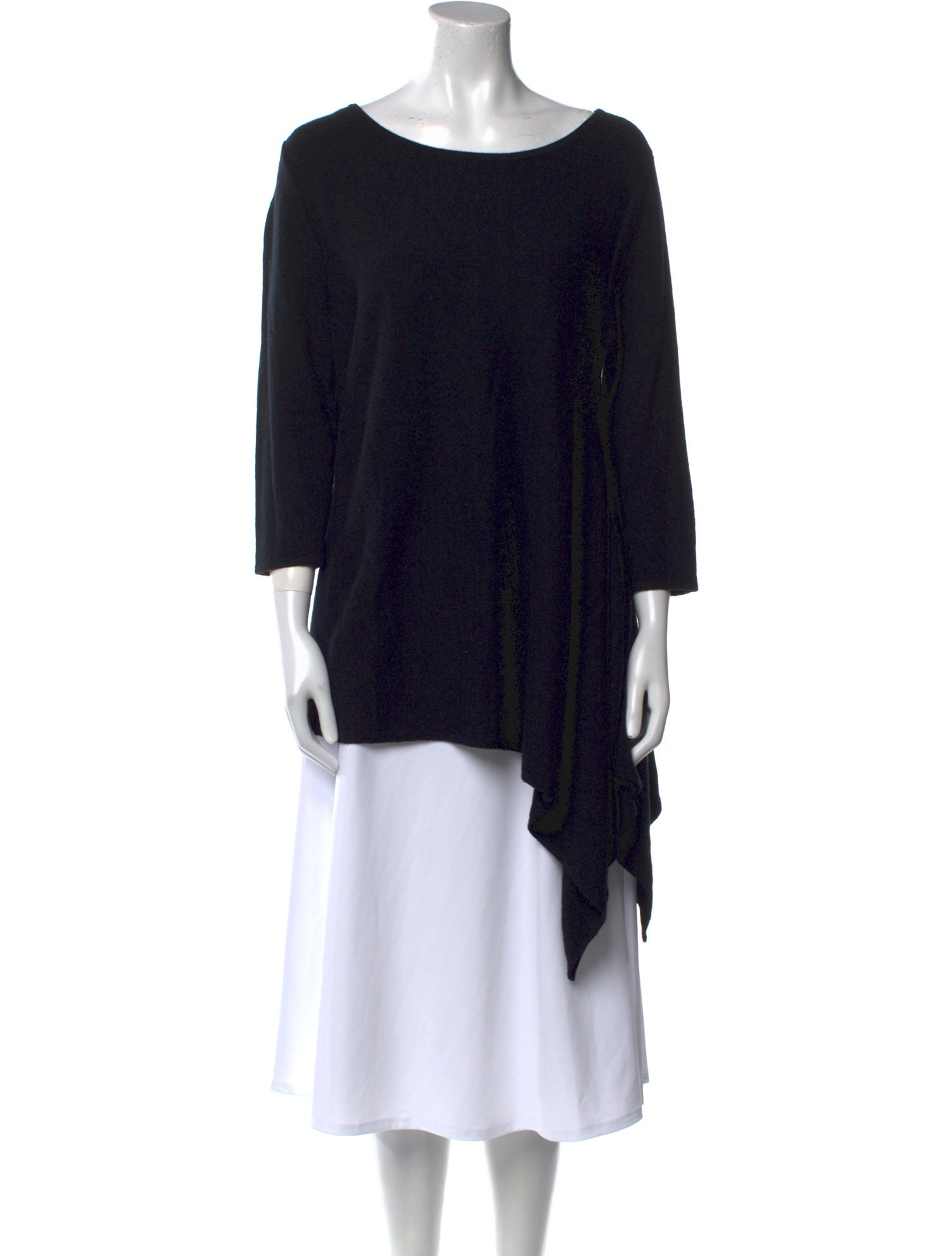 Neiman Marcus Cashmere Scoop Neck Sweater