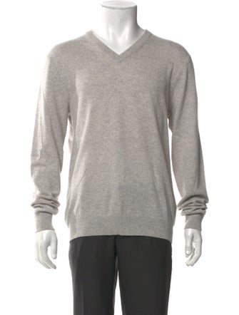 Neiman Marcus Cashmere V-Neck Pullover
