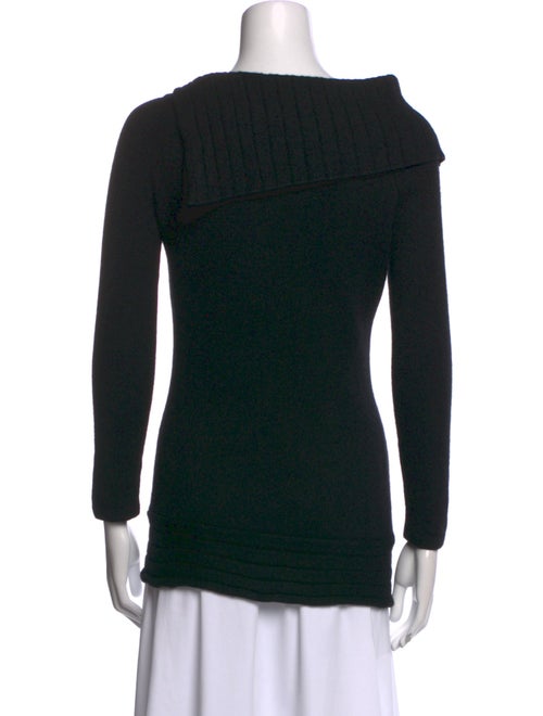 Neiman Marcus Cashmere Scoop Neck Sweater