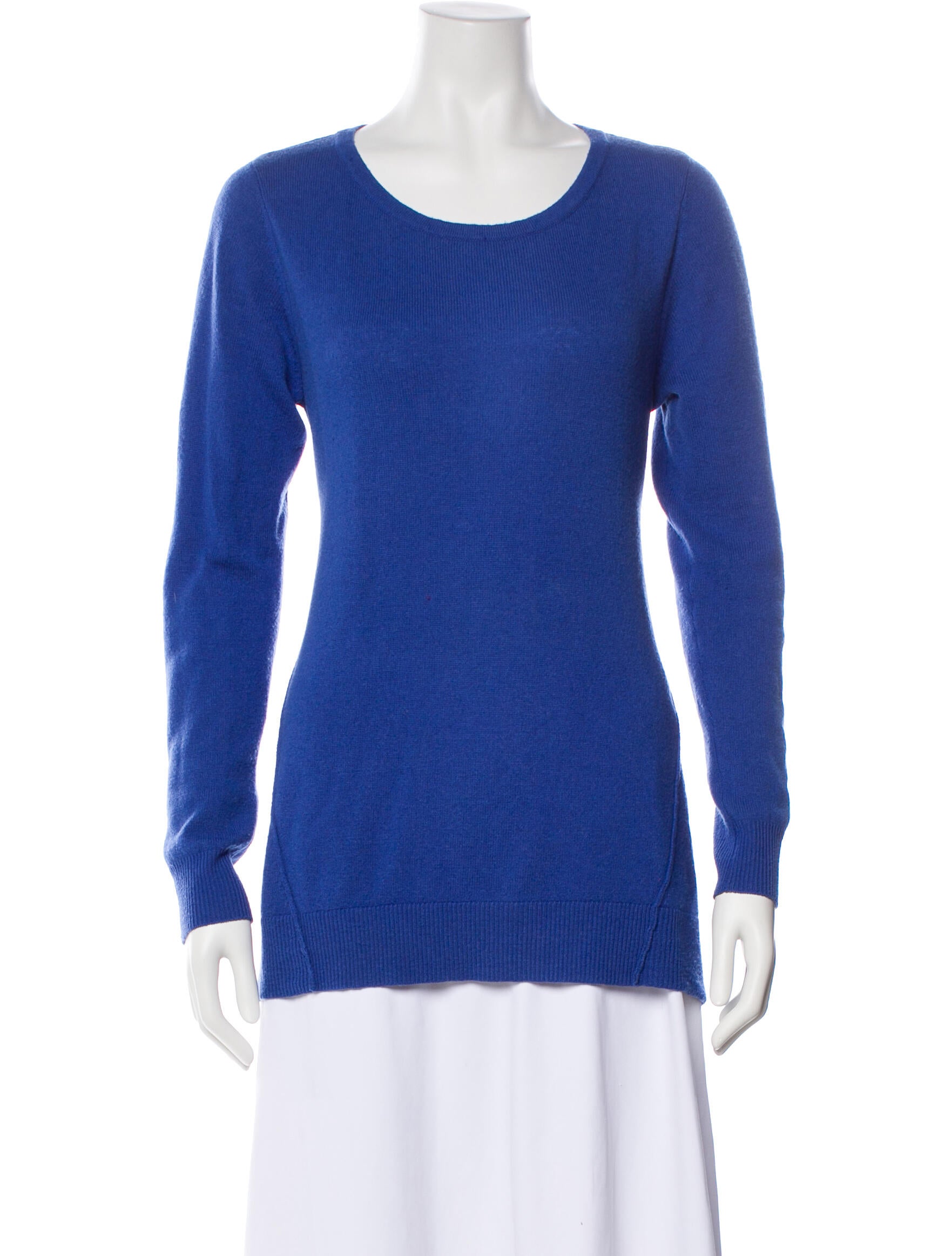 Neiman Marcus Cashmere Scoop Neck Sweater