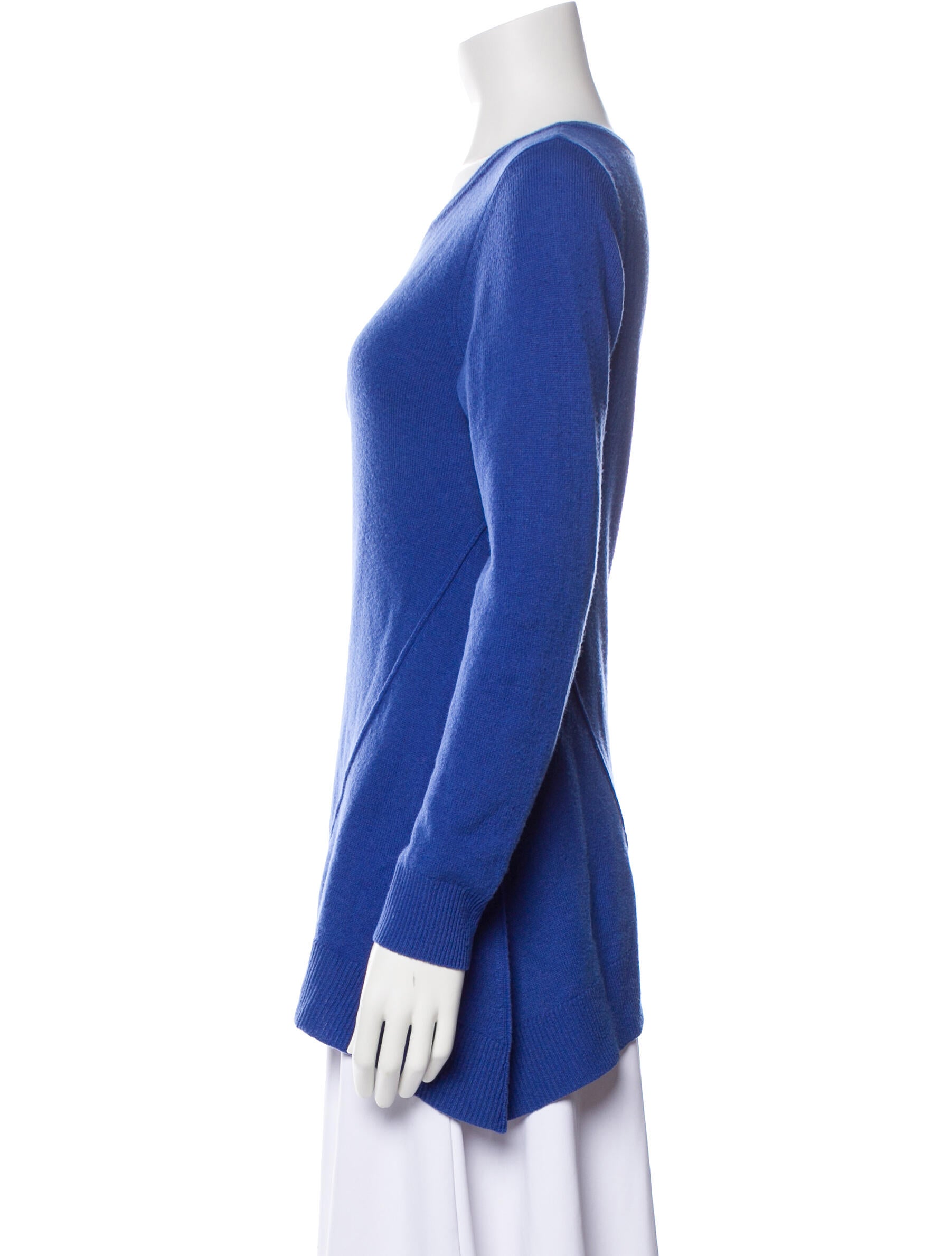 Neiman Marcus Cashmere Scoop Neck Sweater