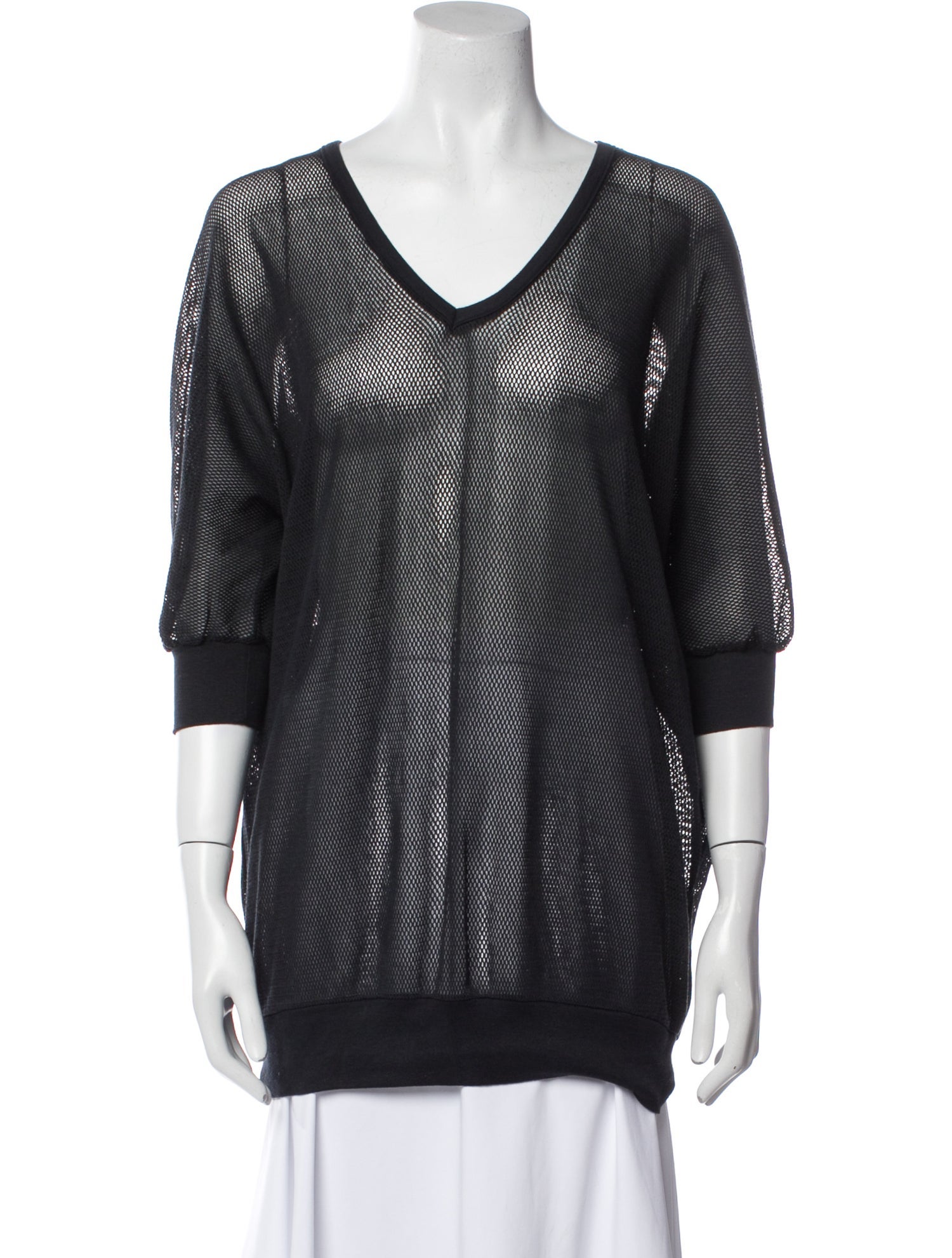 Neiman Marcus V-Neck Three-Quarter Sleeve Top