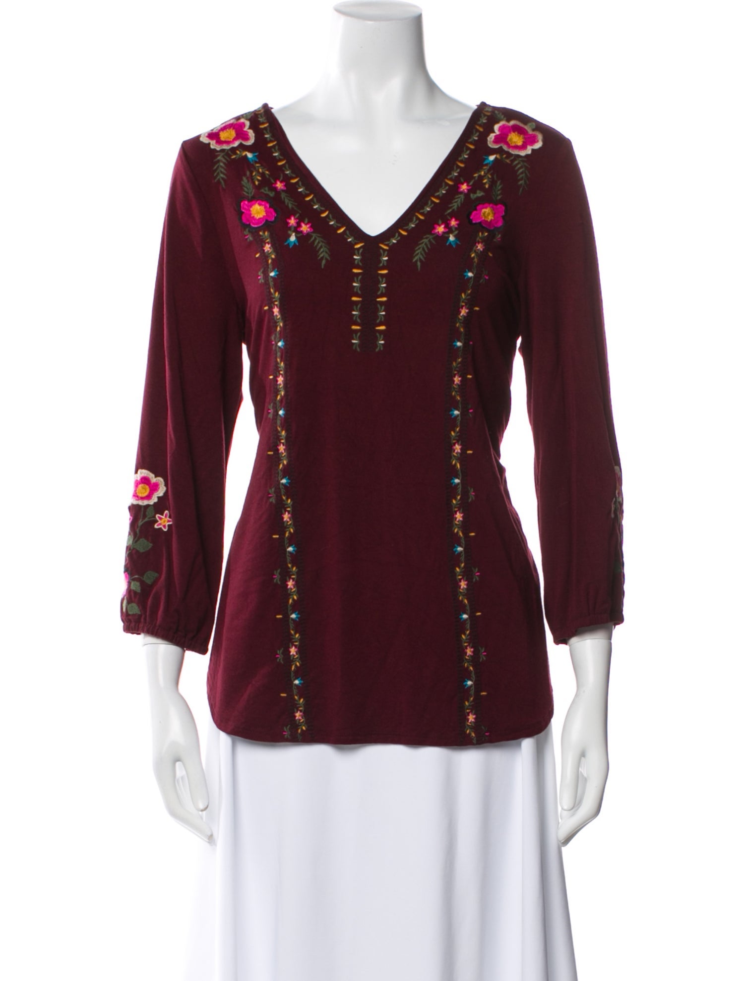 Neiman Marcus V-Neck Three-Quarter Sleeve Blouse