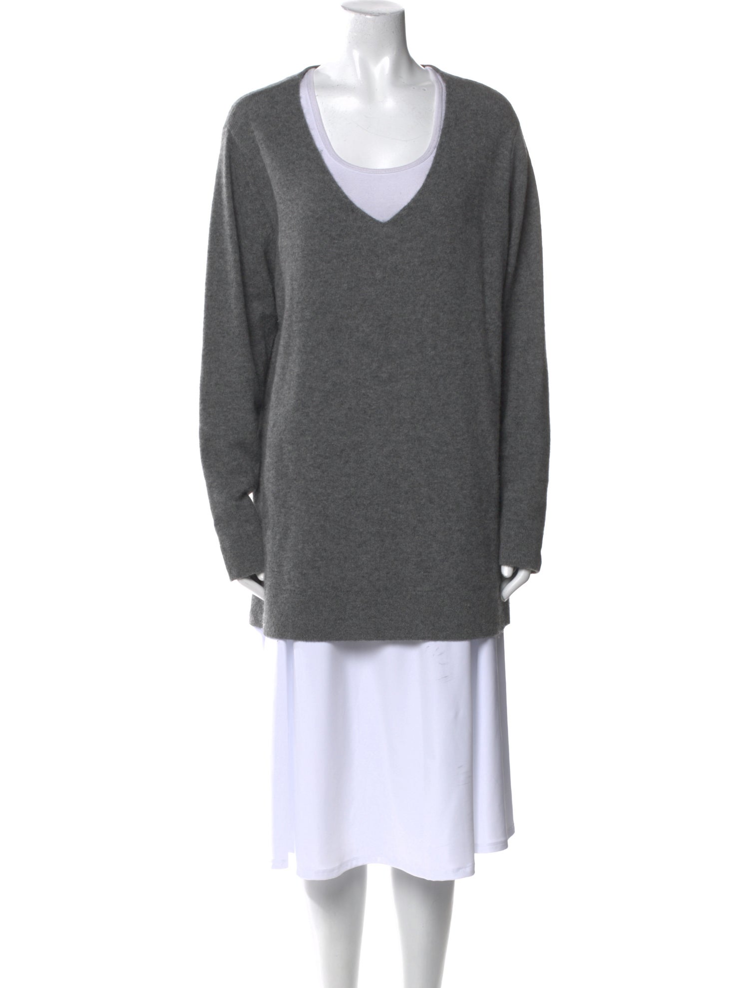 Neiman Marcus Cashmere V-Neck Sweater