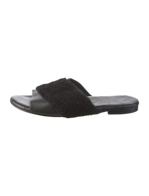 NewbarK Faux Fur Slides