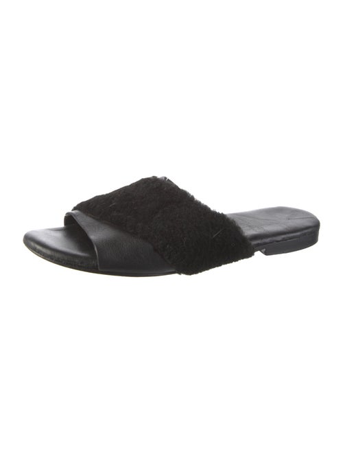 NewbarK Faux Fur Slides