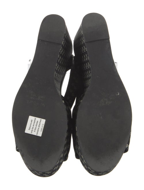 NewbarK Canvas Floral Print Sandals