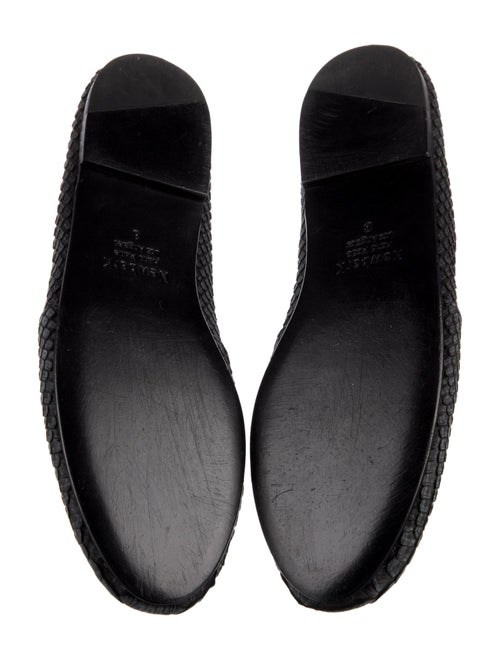 NewbarK Embossed Leather Loafers