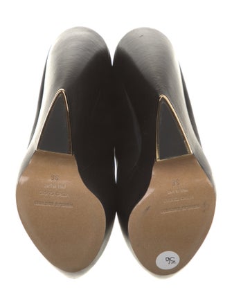 Nicholas Kirkwood Leather Pumps