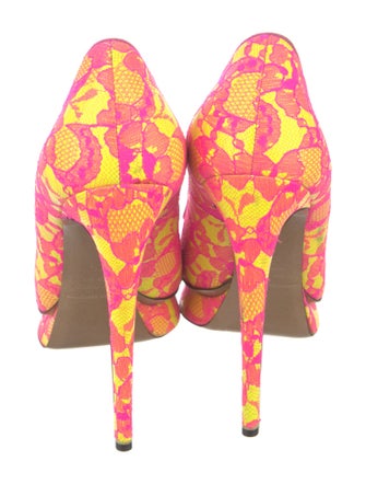 Nicholas Kirkwood Lace Printed Pumps