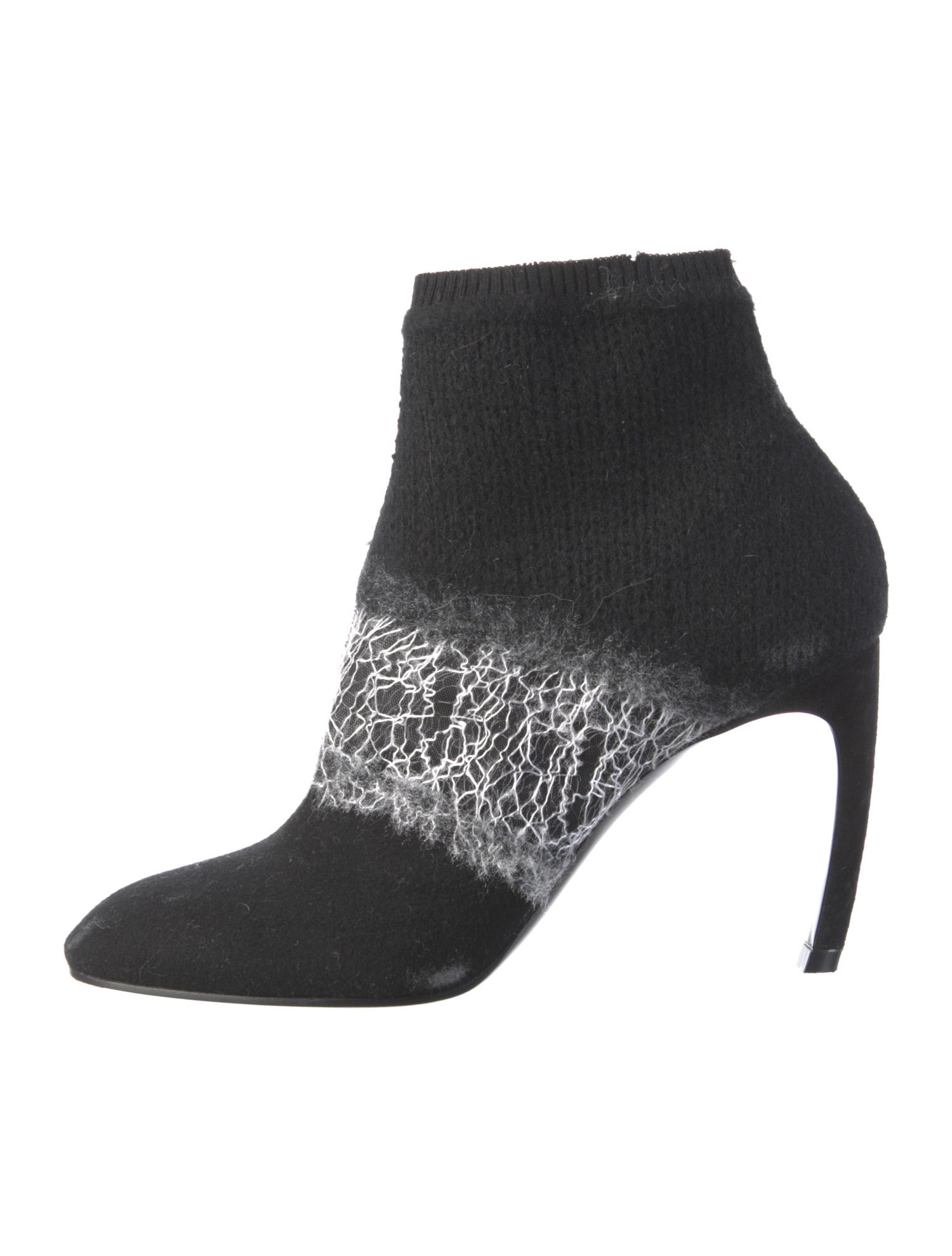 Nicholas Kirkwood D'Orsay Pumps