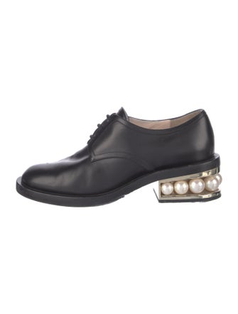 Nicholas Kirkwood Faux Pearl Accents Leather Oxfords