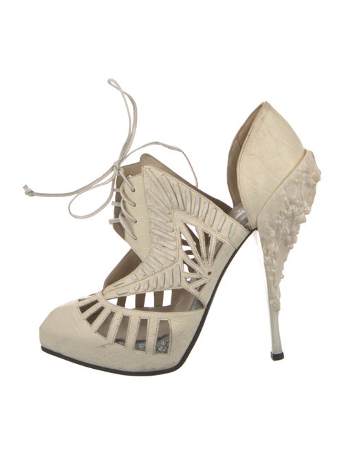 Nicholas Kirkwood Leather Animal Print D'Orsay Pumps