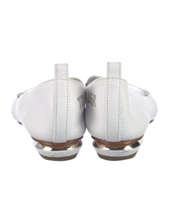 Nicholas Kirkwood Leather Loafers