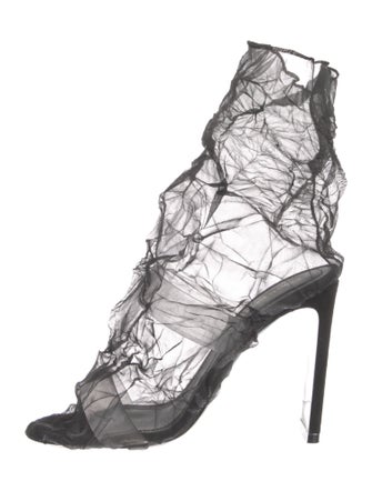 Nicholas Kirkwood T-Strap Pumps