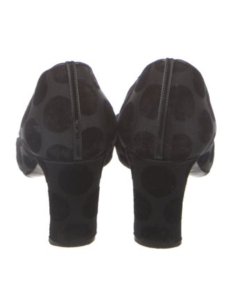 Nicholas Kirkwood Suede Pumps