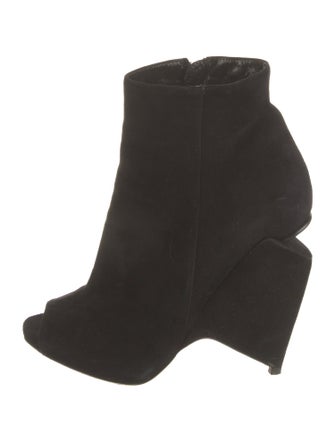 Nicholas Kirkwood Suede Boots