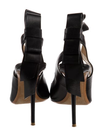 Nicholas Kirkwood Leather Bow Accents Slingback Pumps