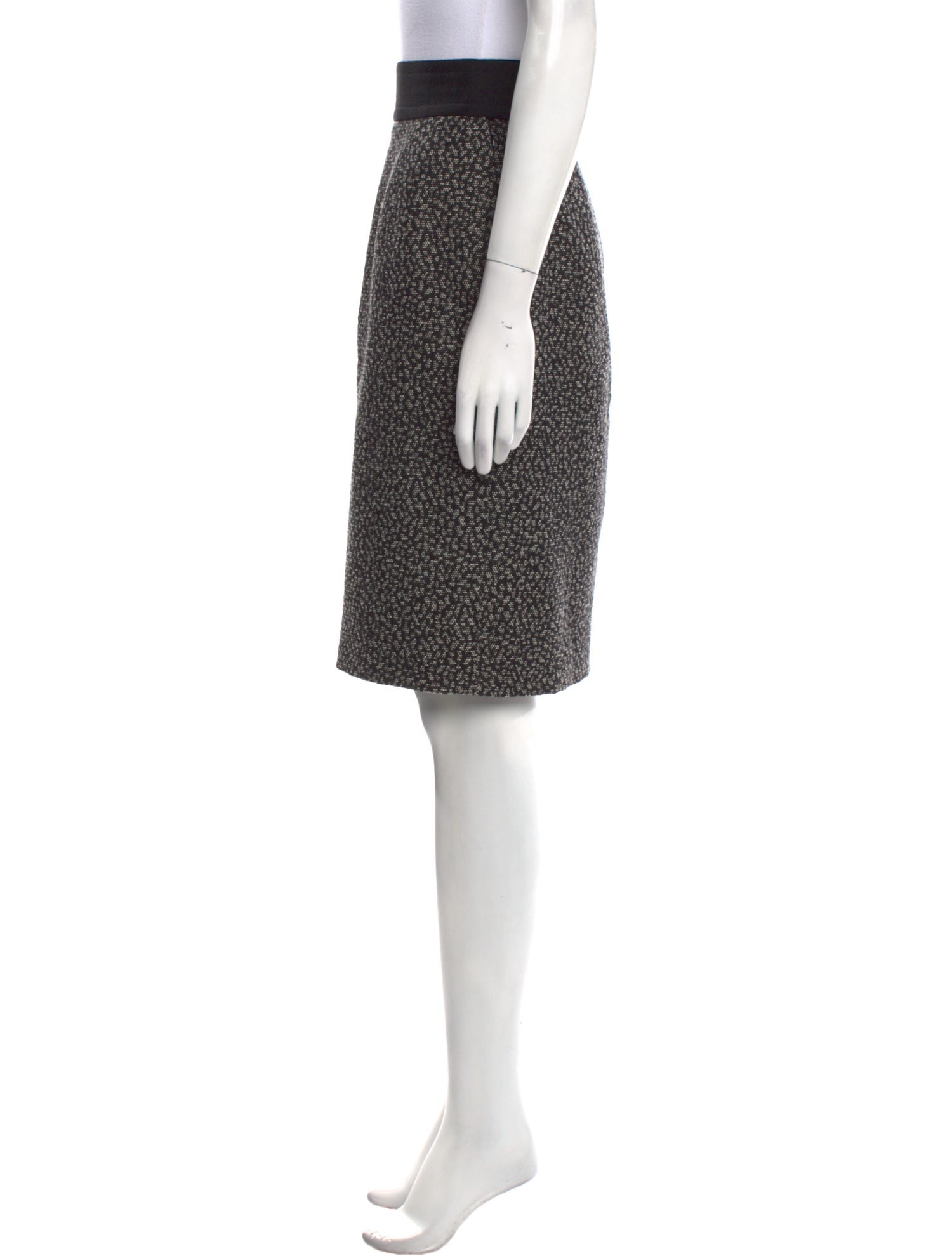 Nina Ricci Wool Knee-Length Skirt