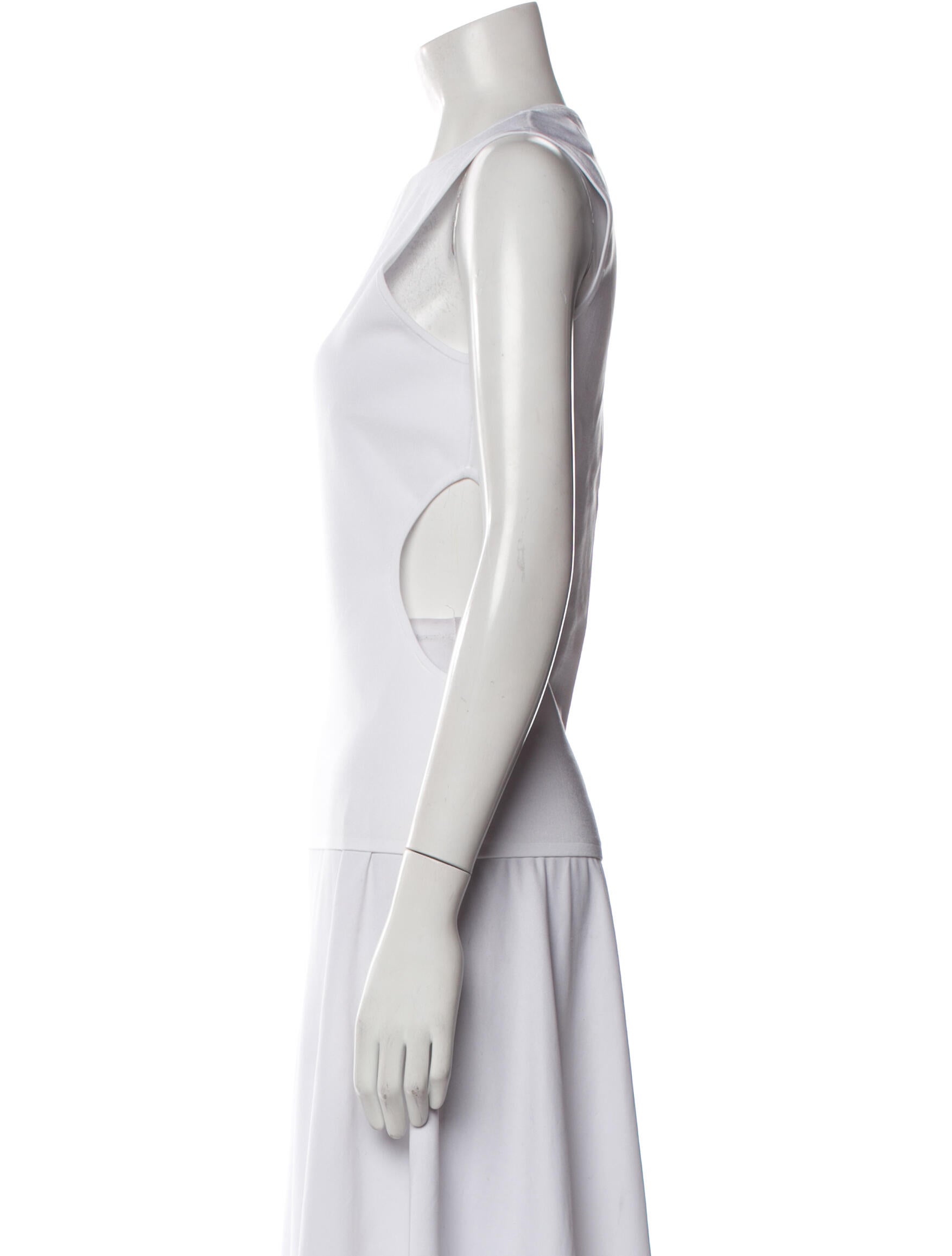 Nina Ricci Crew Neck Sleeveless Top