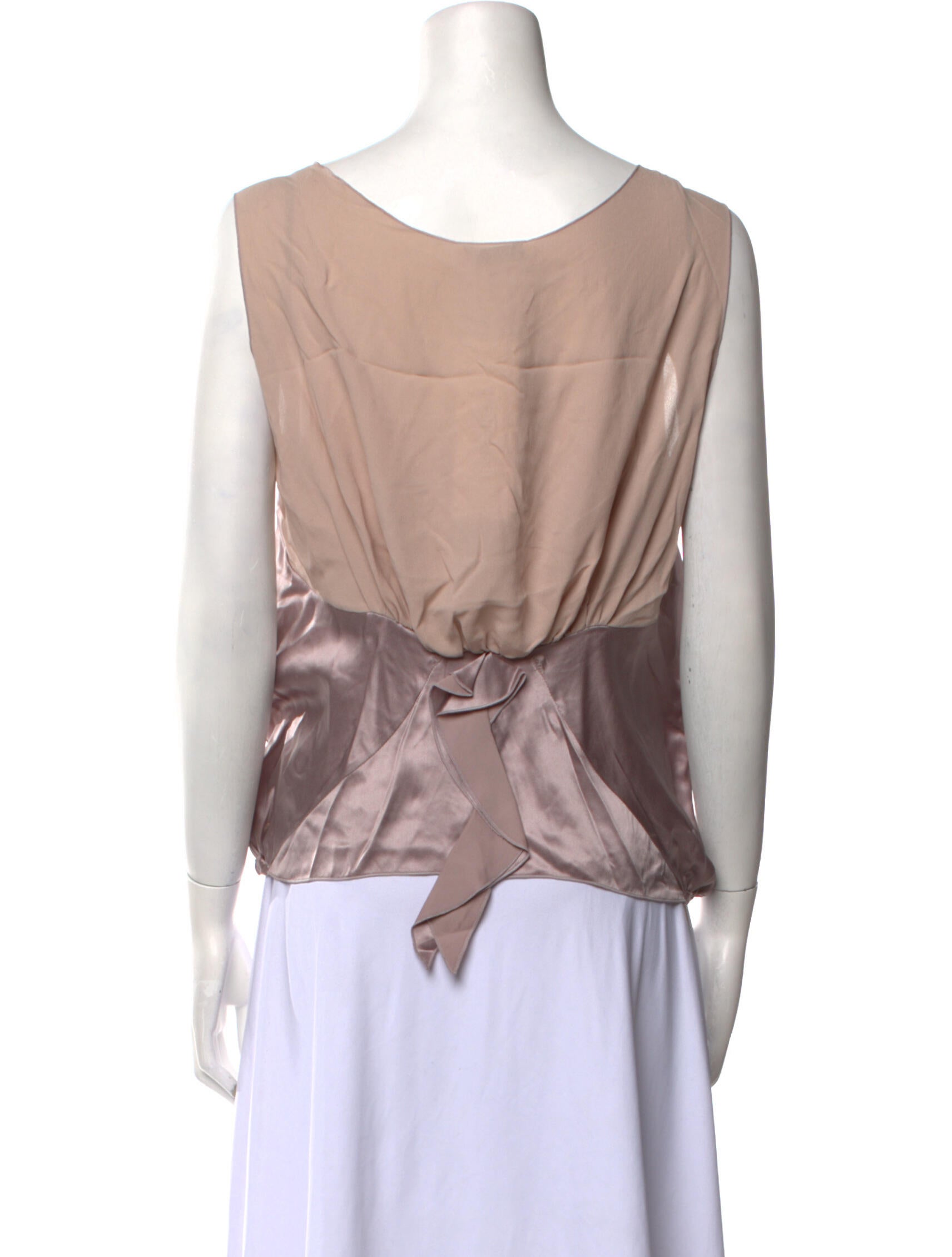 Nina Ricci V-Neck Sleeveless Top