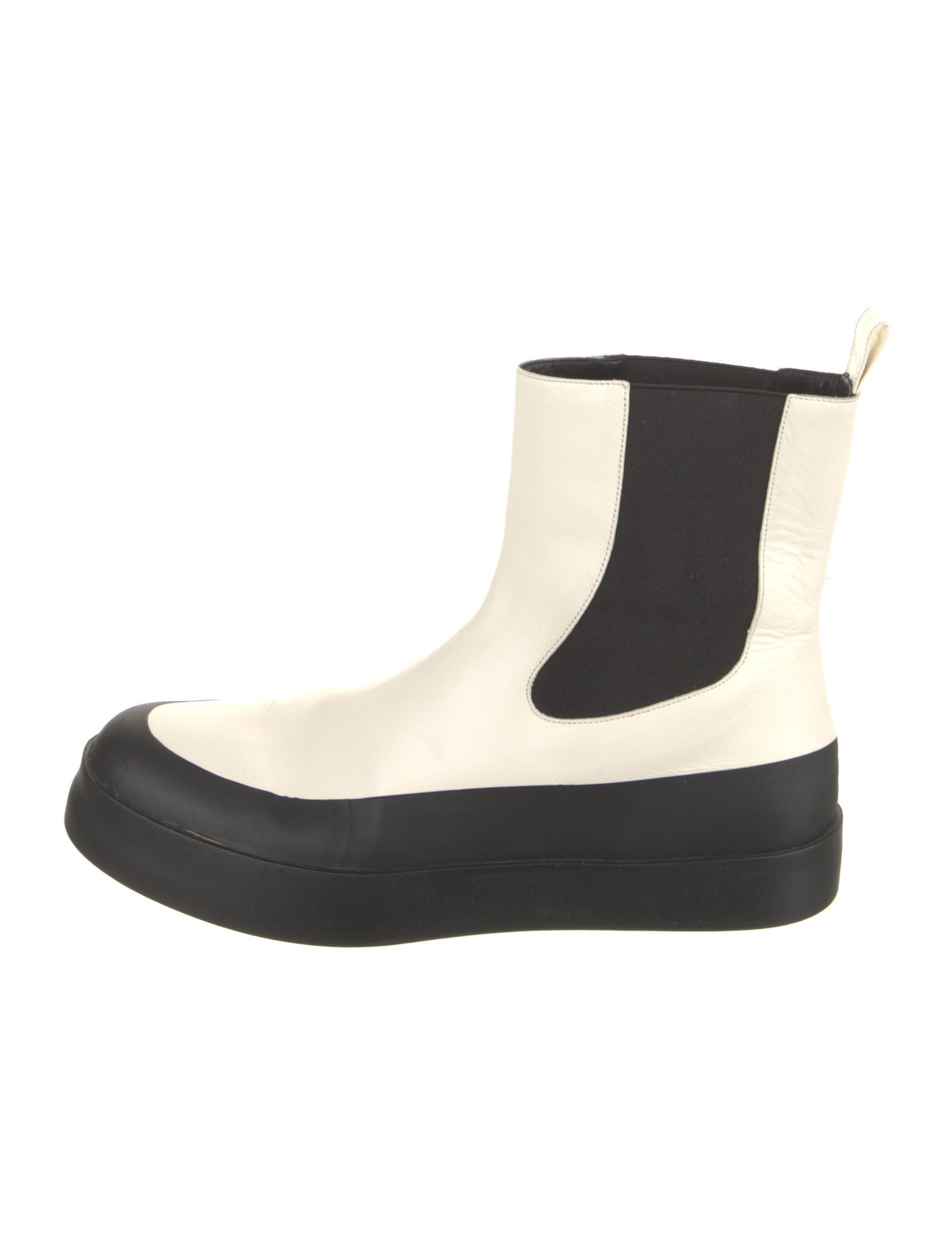 Neous Leather Chelsea Boots
