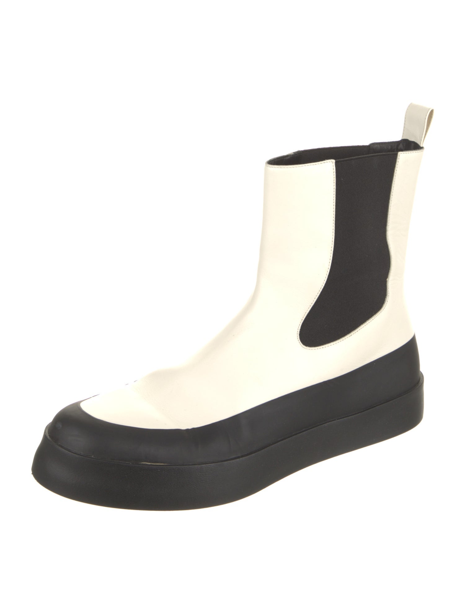 Neous Leather Chelsea Boots