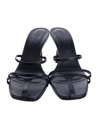 Neous Leather Cutout Accent Slides