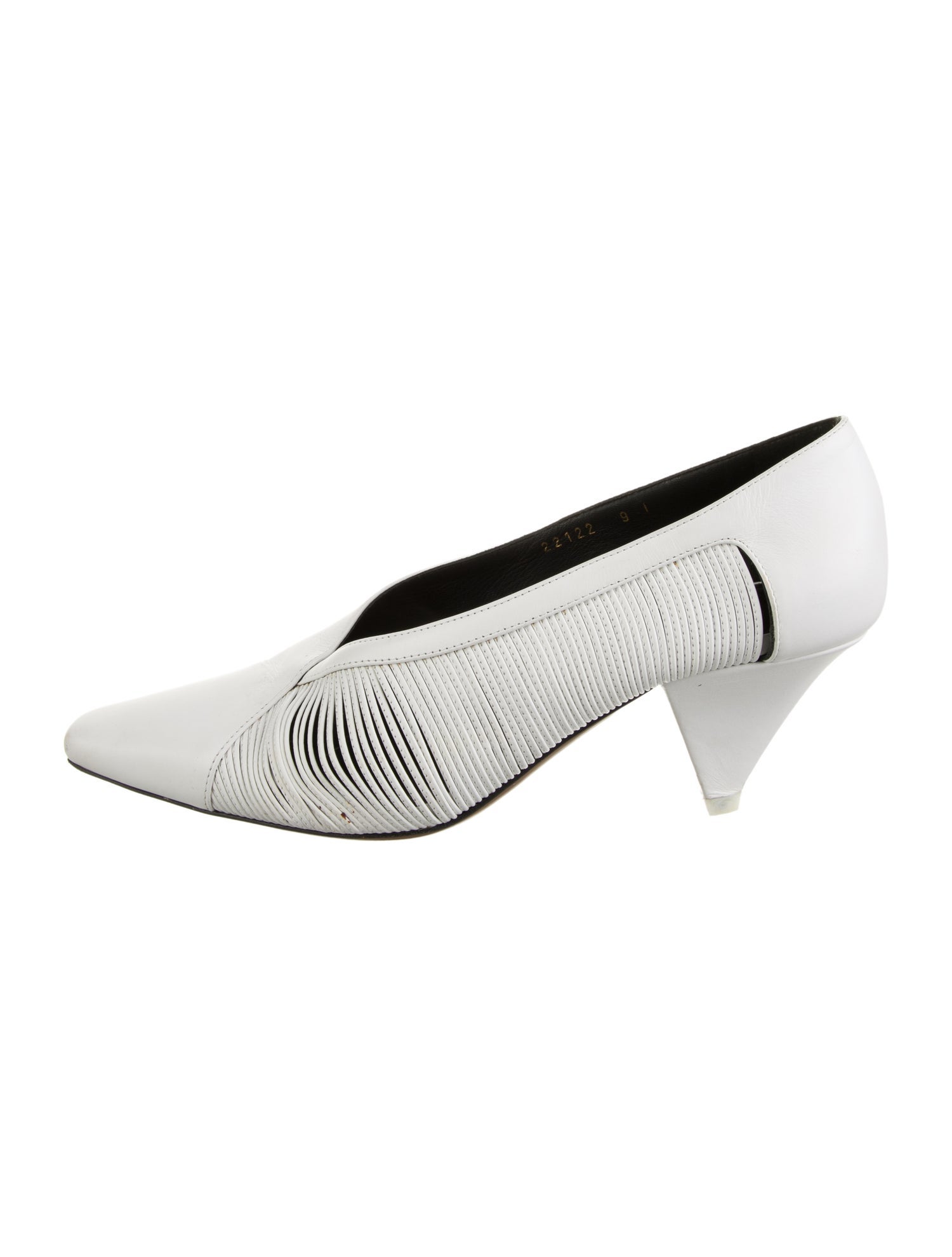 Neous Leather Pumps