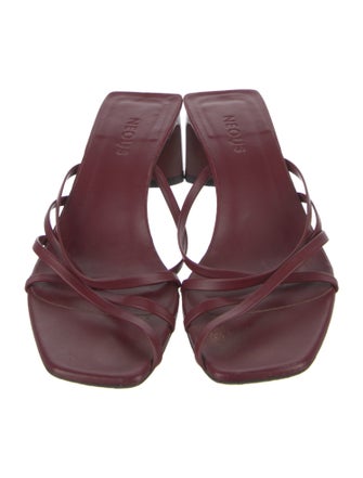 Neous Leather Slides