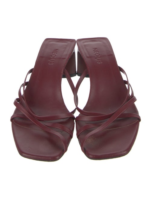 Neous Leather Slides