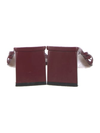 Neous Leather Slides