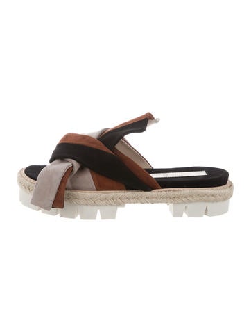 No. 21 Suede Flatform Sandals