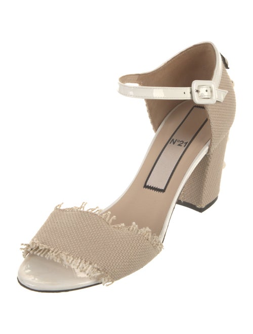 Nº 21 Canvas Crystal Embellishments Sandals