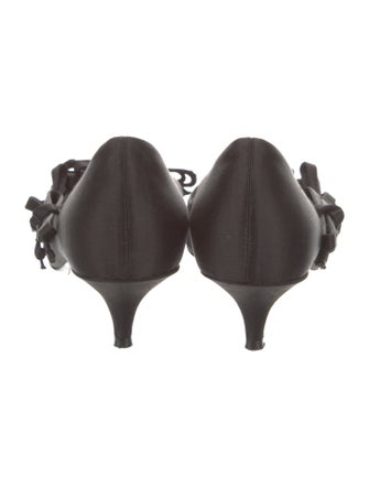 Nº 21 Satin Bow Accents Pumps