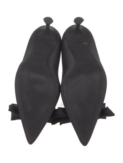Nº 21 Satin Pumps