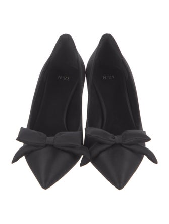 Nº 21 Leather Pumps