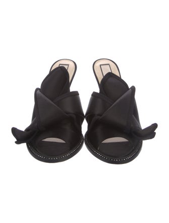 Nº 21 Satin Slides