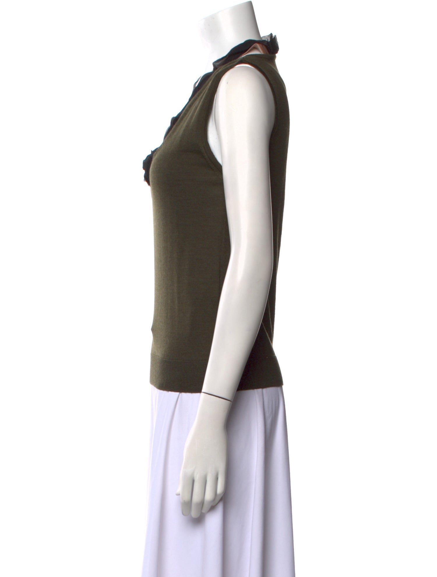 Nº 21 Virgin Wool V-Neck Top
