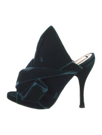 Nº 21 Velvet Mules