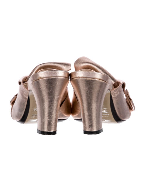 Nº 21 Leather Slides