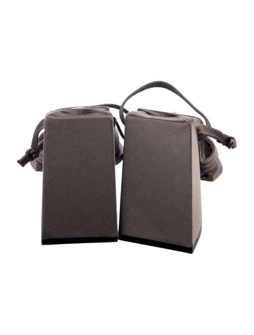 Nº 21 Satin T-Strap Sandals