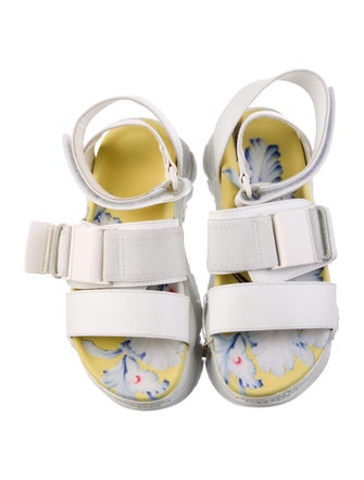 Nº 21 Leather Sandals