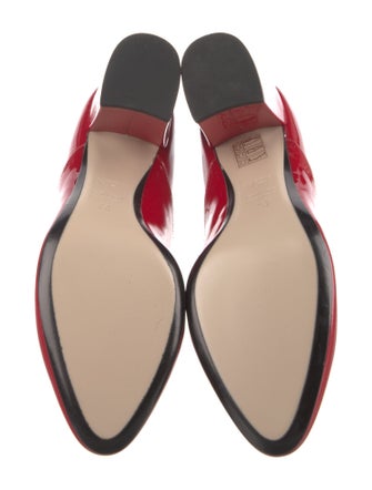 Nº 21 Patent Leather T-Strap Pumps