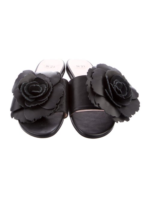 Nº 21 Leather Floral Print Slides